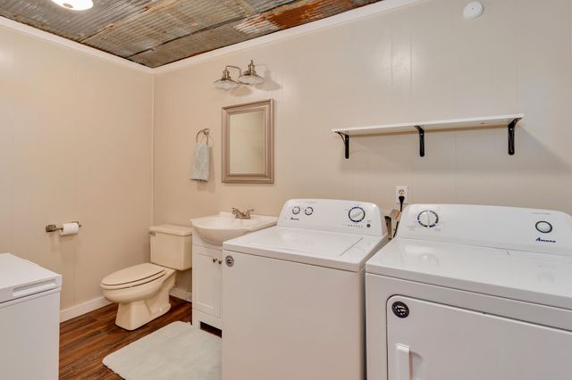 1001 Tsatanuga Road, Hixson, TN 37343