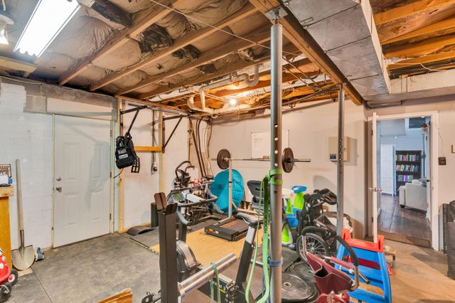 1001 Tsatanuga Road, Hixson, TN 37343