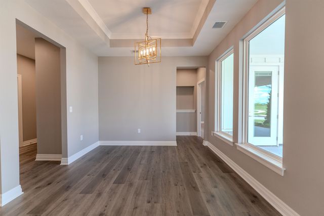 2718 W Shearwater St, Wichita, KS 67204