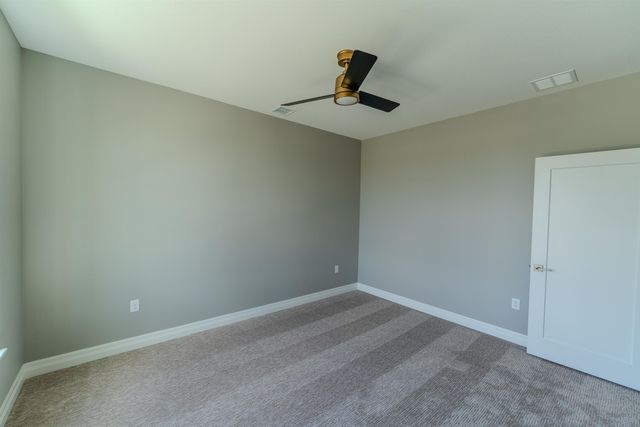 2718 W Shearwater St, Wichita, KS 67204