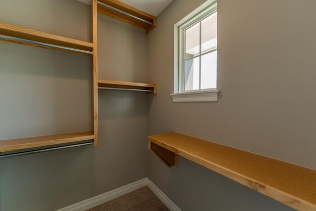 2718 W Shearwater St, Wichita, KS 67204