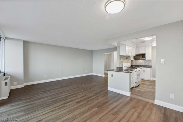 12900 Lake Avenue 626, Lakewood, OH 44107