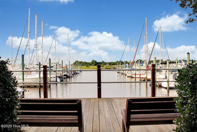 311 Champion Court SE, Southport, NC 28461