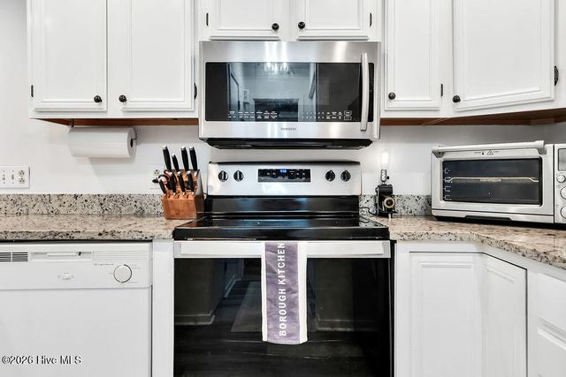 311 Champion Court SE, Southport, NC 28461