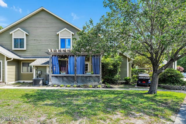 311 Champion Court SE, Southport, NC 28461