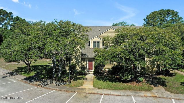 311 Champion Court SE, Southport, NC 28461