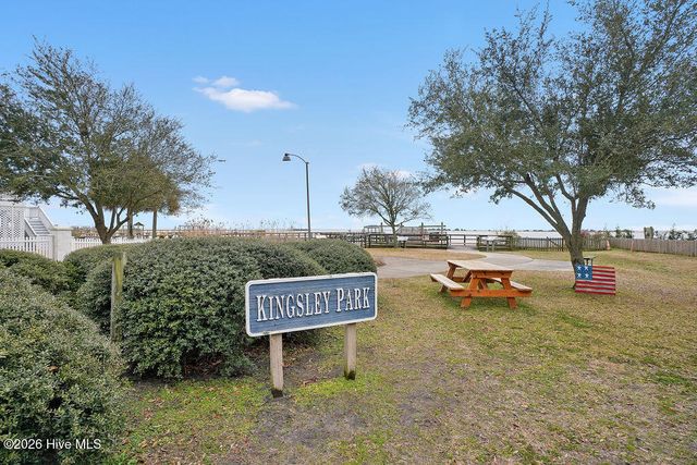 311 Champion Court SE, Southport, NC 28461