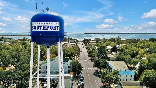 311 Champion Court SE, Southport, NC 28461