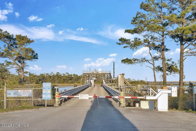 311 Champion Court SE, Southport, NC 28461