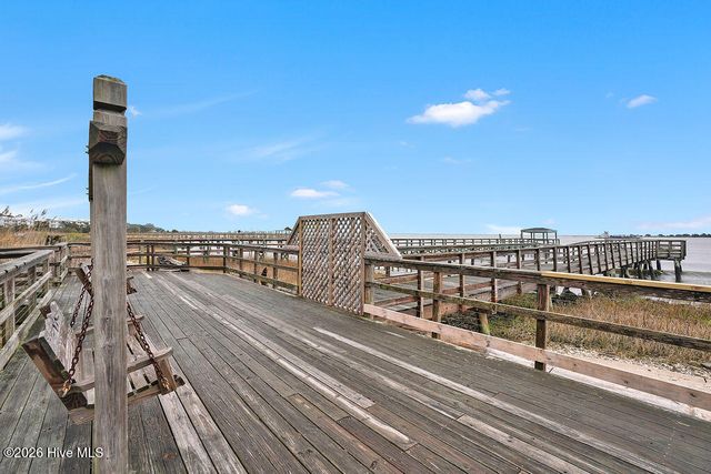 311 Champion Court SE, Southport, NC 28461