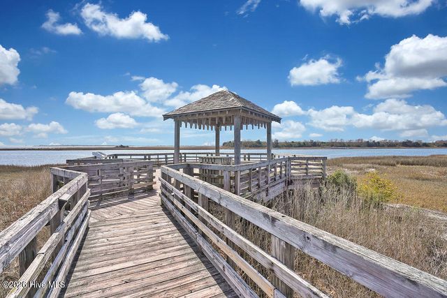 311 Champion Court SE, Southport, NC 28461