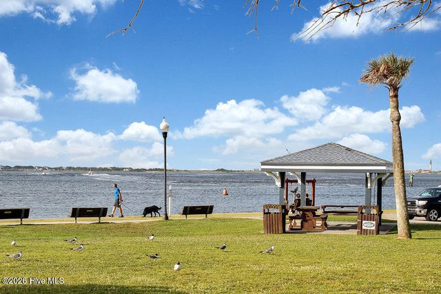 311 Champion Court SE, Southport, NC 28461