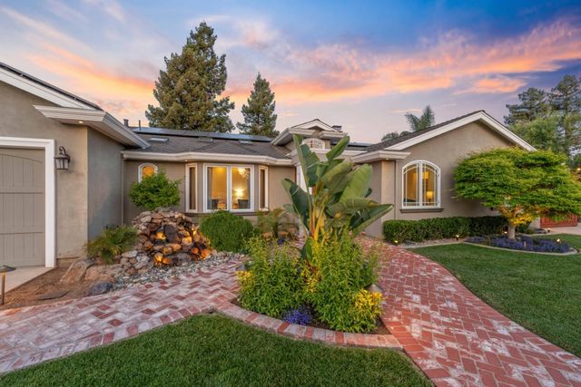 1487 Fallen Leaf Lane, Los Altos, CA 94024