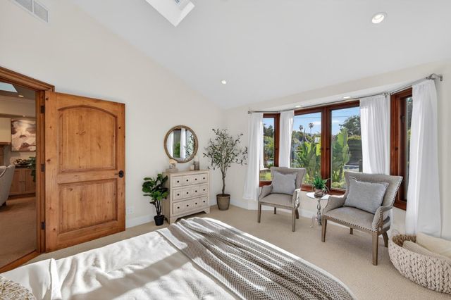 1487 Fallen Leaf Lane, Los Altos, CA 94024