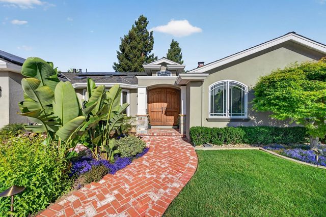 1487 Fallen Leaf Lane, Los Altos, CA 94024