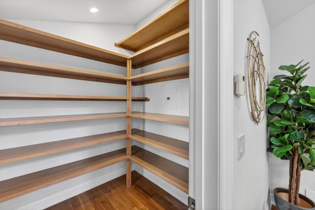 1487 Fallen Leaf Lane, Los Altos, CA 94024