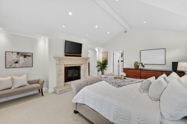 1487 Fallen Leaf Lane, Los Altos, CA 94024