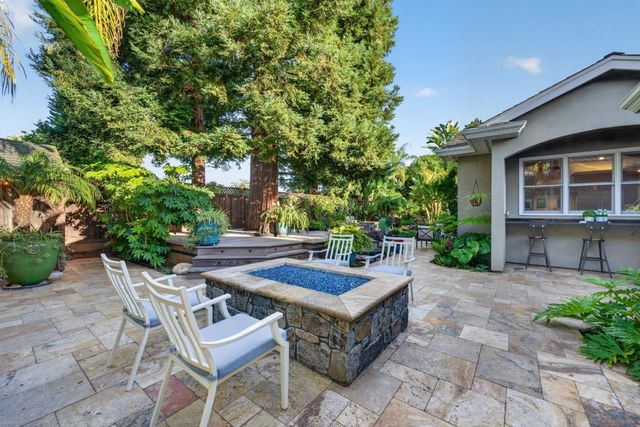 1487 Fallen Leaf Lane, Los Altos, CA 94024