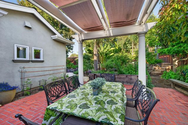 1487 Fallen Leaf Lane, Los Altos, CA 94024