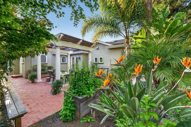 1487 Fallen Leaf Lane, Los Altos, CA 94024