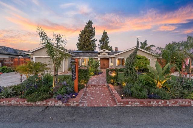 1487 Fallen Leaf Lane, Los Altos, CA 94024