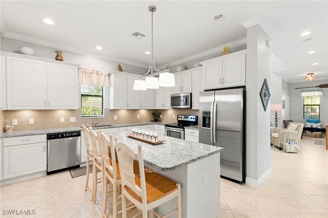 1350 Kendari TER, Naples, FL 34113