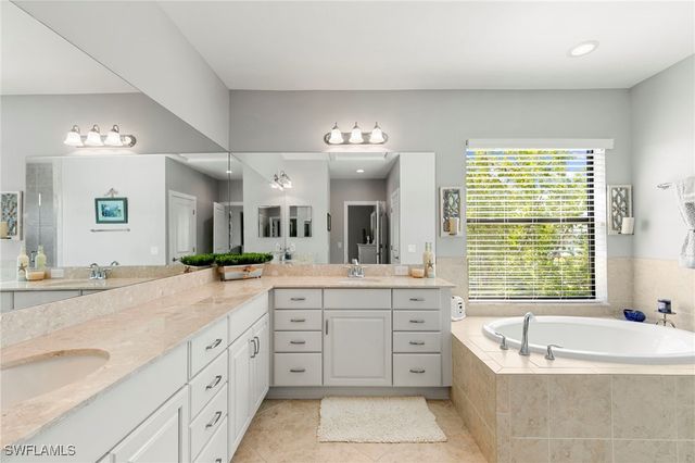 1350 Kendari TER, Naples, FL 34113