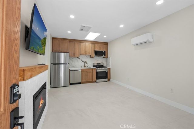 21312 Bulkhead Circle, Huntington Beach, CA 92646