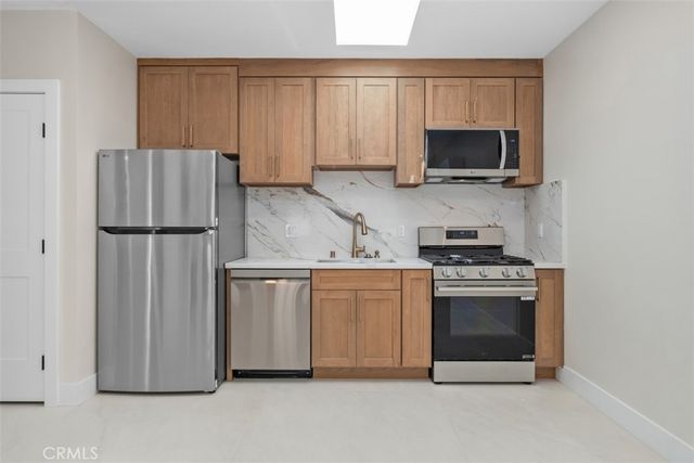 21312 Bulkhead Circle, Huntington Beach, CA 92646