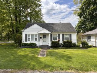 2225 Paradise Avenue, Toledo, OH 43613