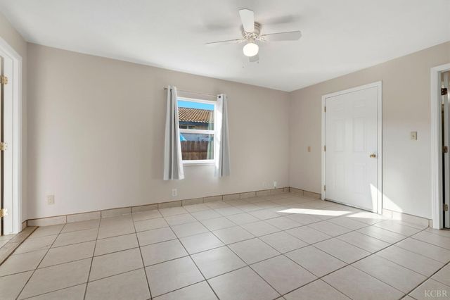 402 E Elm Street, Hanford, CA 93230