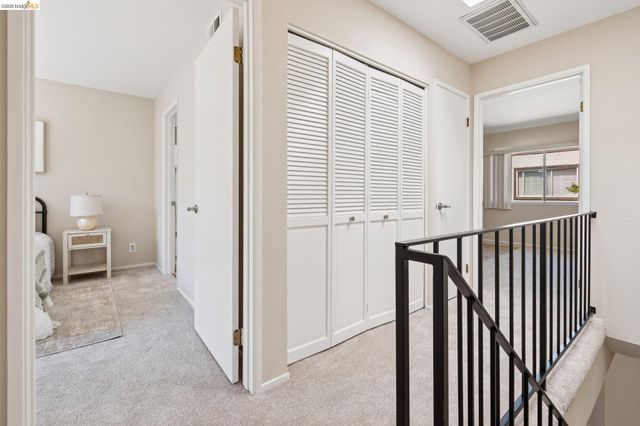 1563 Carpentier, San Leandro, CA 94577