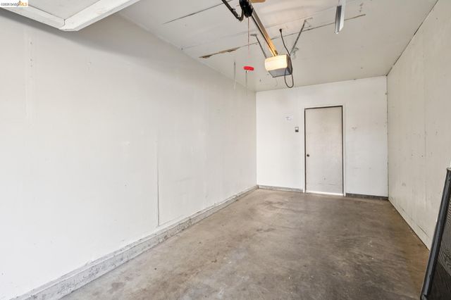 1563 Carpentier, San Leandro, CA 94577