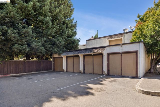 1563 Carpentier, San Leandro, CA 94577