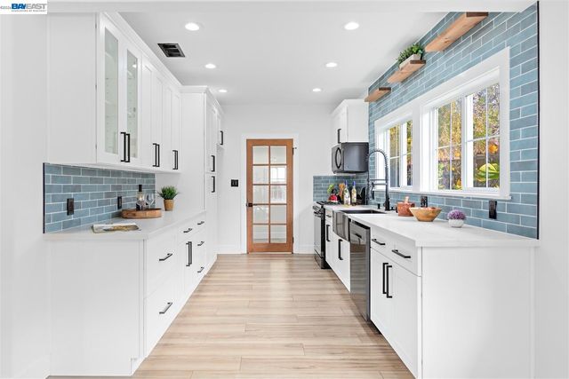 968 62nd st, Oakland, CA 94608