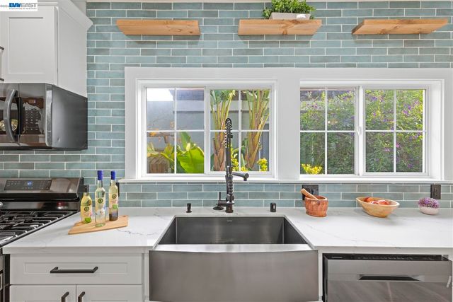 968 62nd st, Oakland, CA 94608