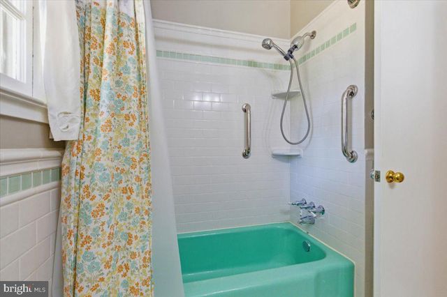 4703 EXETER ST, Annandale, VA 22003