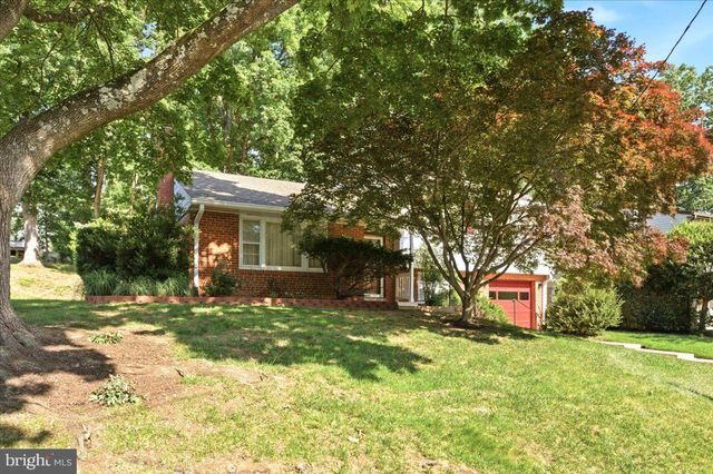 4703 EXETER ST, Annandale, VA 22003