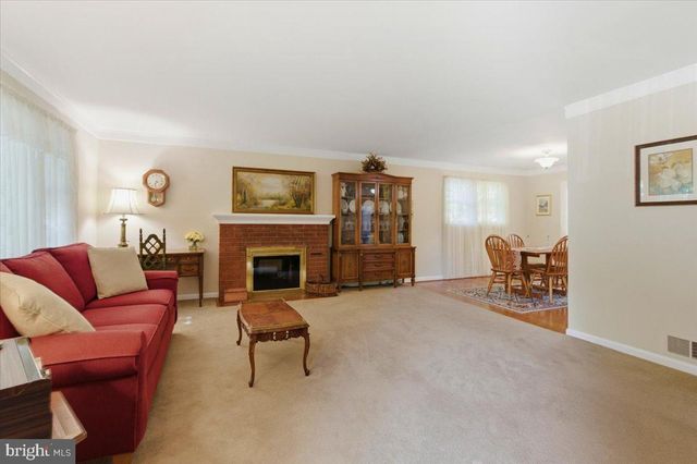 4703 EXETER ST, Annandale, VA 22003