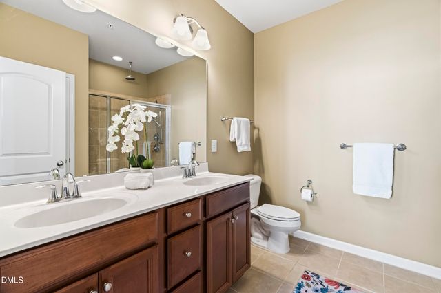 9318 Lennox Laurel Circle, Raleigh, NC 27617