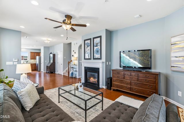 9318 Lennox Laurel Circle, Raleigh, NC 27617