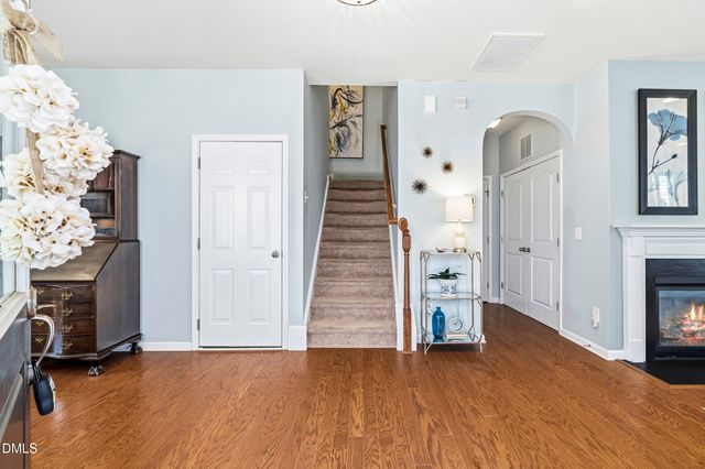 9318 Lennox Laurel Circle, Raleigh, NC 27617