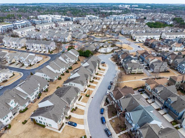 9318 Lennox Laurel Circle, Raleigh, NC 27617