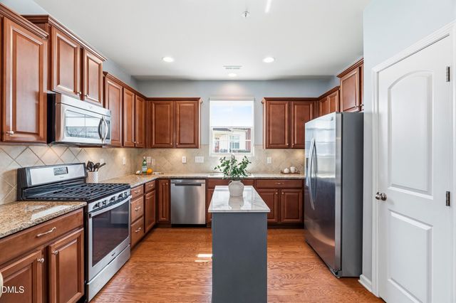 9318 Lennox Laurel Circle, Raleigh, NC 27617