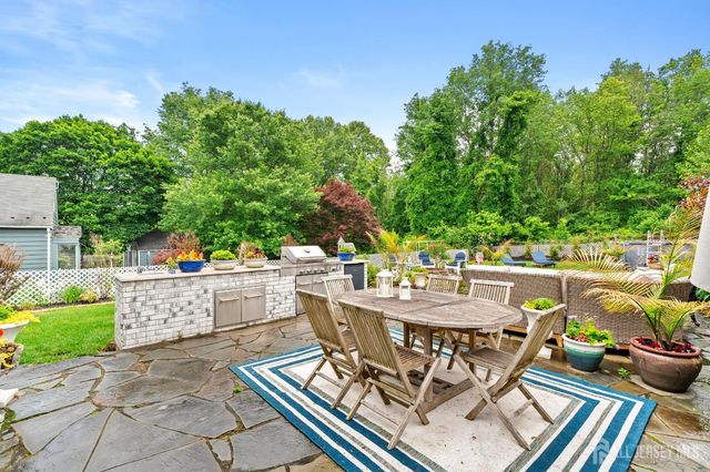 61 Laurel Avenue, Franklin, NJ 08528