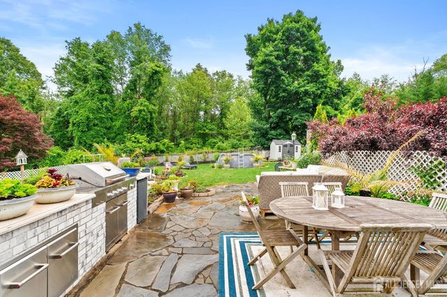 61 Laurel Avenue, Franklin, NJ 08528