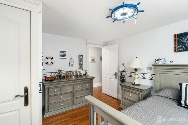 61 Laurel Avenue, Franklin, NJ 08528