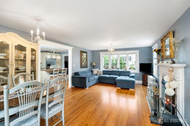 61 Laurel Avenue, Franklin, NJ 08528