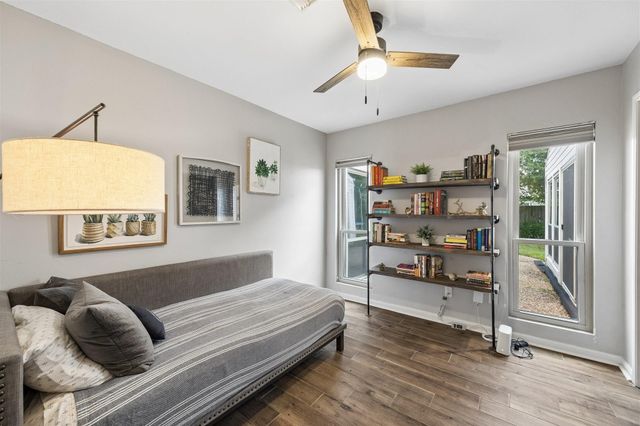 1623 Warwickshire Drive, Houston, TX 77077