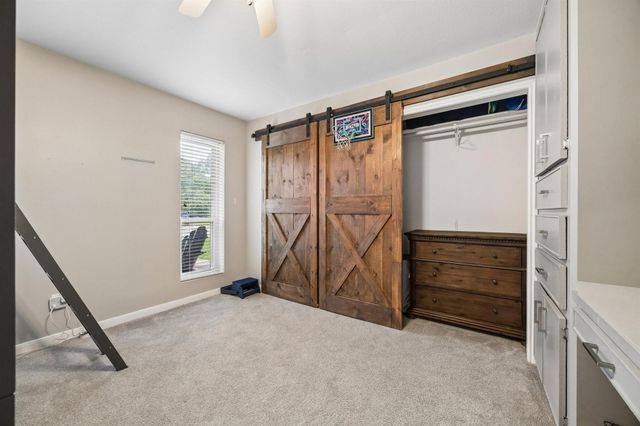 1623 Warwickshire Drive, Houston, TX 77077